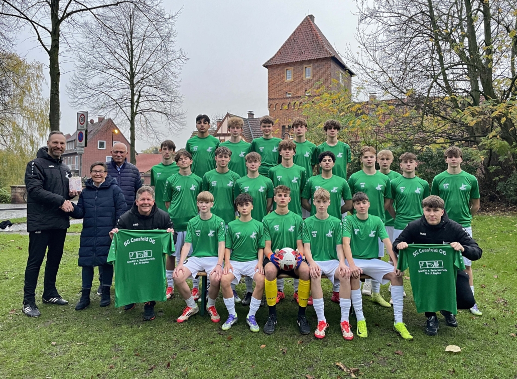 2025-12-04-Fußball-B-Jugend-Sponsor-Hoping